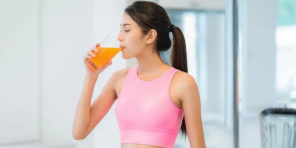 How To Detox Body - शरीरात विषारी पदार्थ जमा झाल्यास दिसतात 'ही' लक्षणं, बाहेर कसे काढाल हे जाणून घ्या!